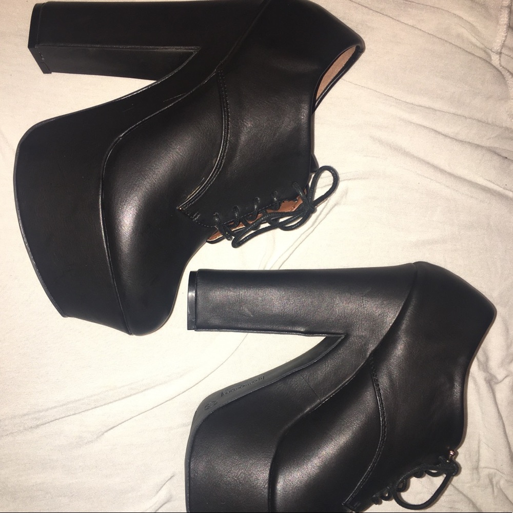 Women Platform Black Booties (Worn Once)